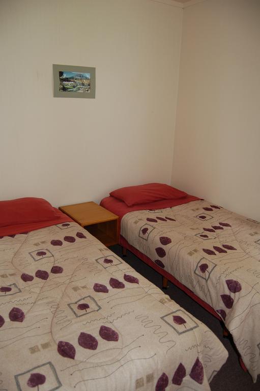 Egmont Eco Leisure Park & Backpackers Hotel New Plymouth Exterior foto