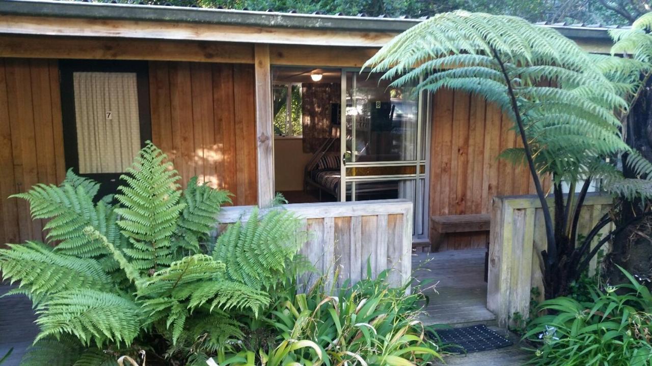 Egmont Eco Leisure Park & Backpackers Hotel New Plymouth Exterior foto