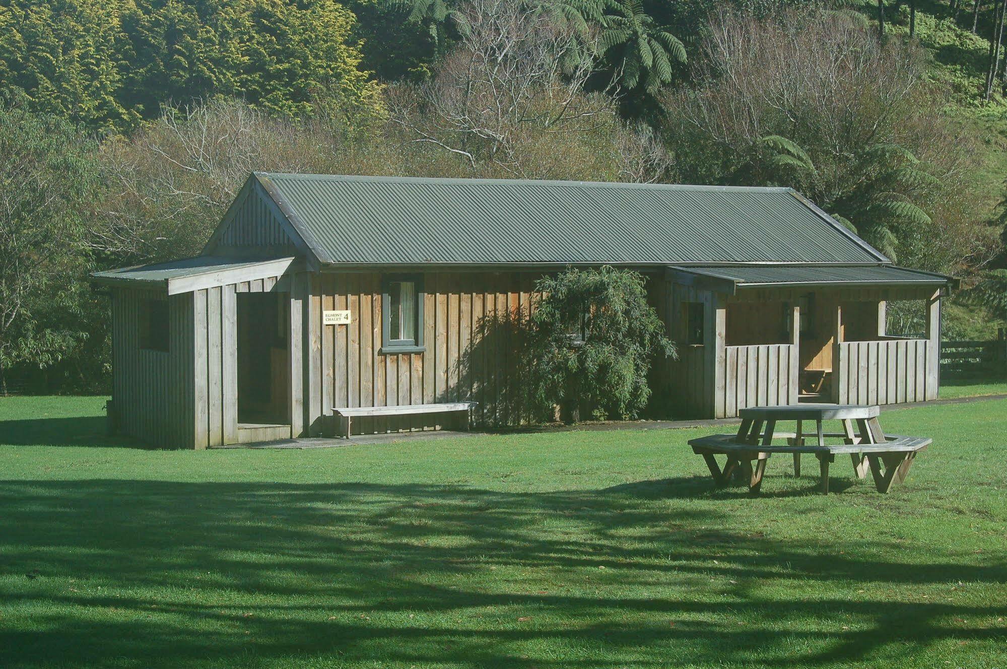 Egmont Eco Leisure Park & Backpackers Hotel New Plymouth Exterior foto